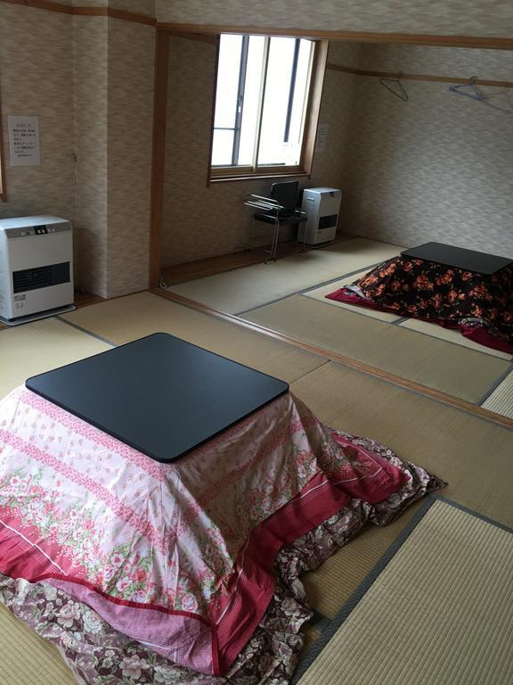 อ็อนเซ็น มินชูกุ ยูตะคายา Hotel ยูซาว่า ภายนอก รูปภาพ